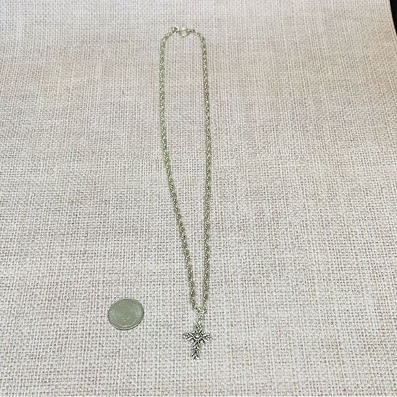 ‎Silver Scroll Work Cross Necklace - Picture 2 of 3
